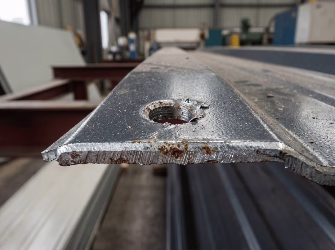 Cut edge corrosion on steel sheet Cut edge corrosion on steel sheet