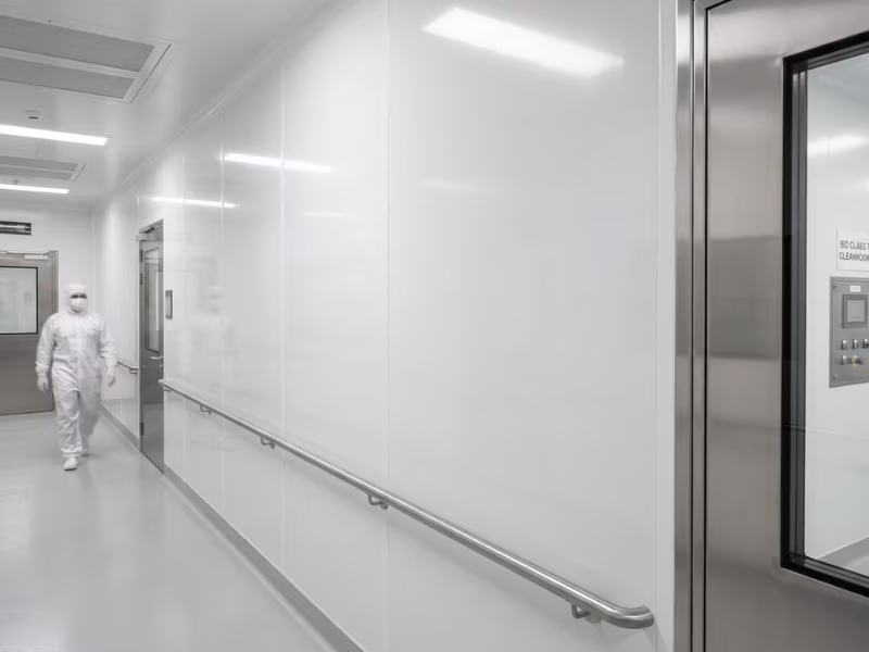 High gloss cleanroom panel