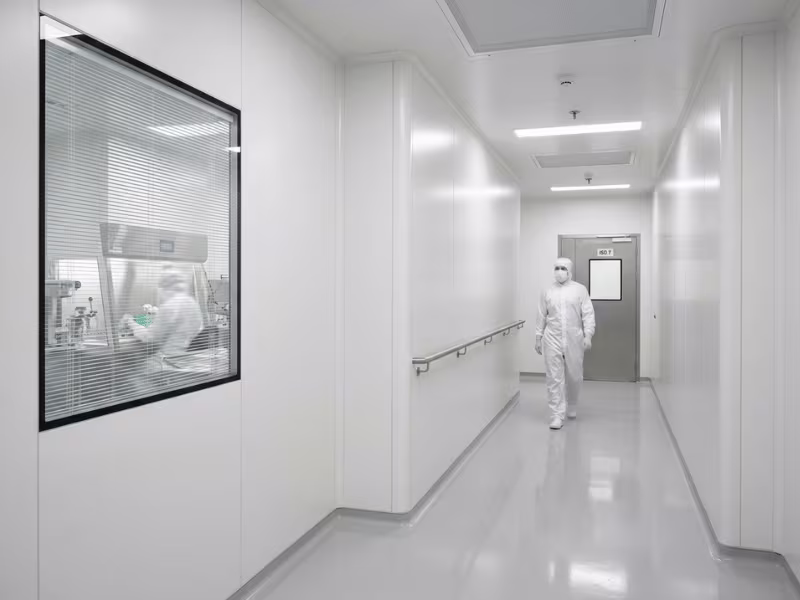 Smooth white cleanroom panels